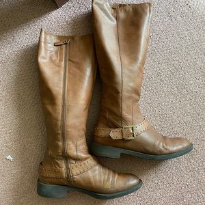 Brown leather buckle boots